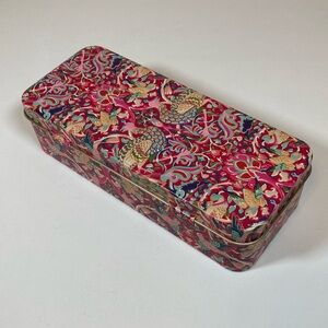 Heathcote Ivory William Morris at Home Clementine Clove Hand Cream Tin 3.4 fl oz